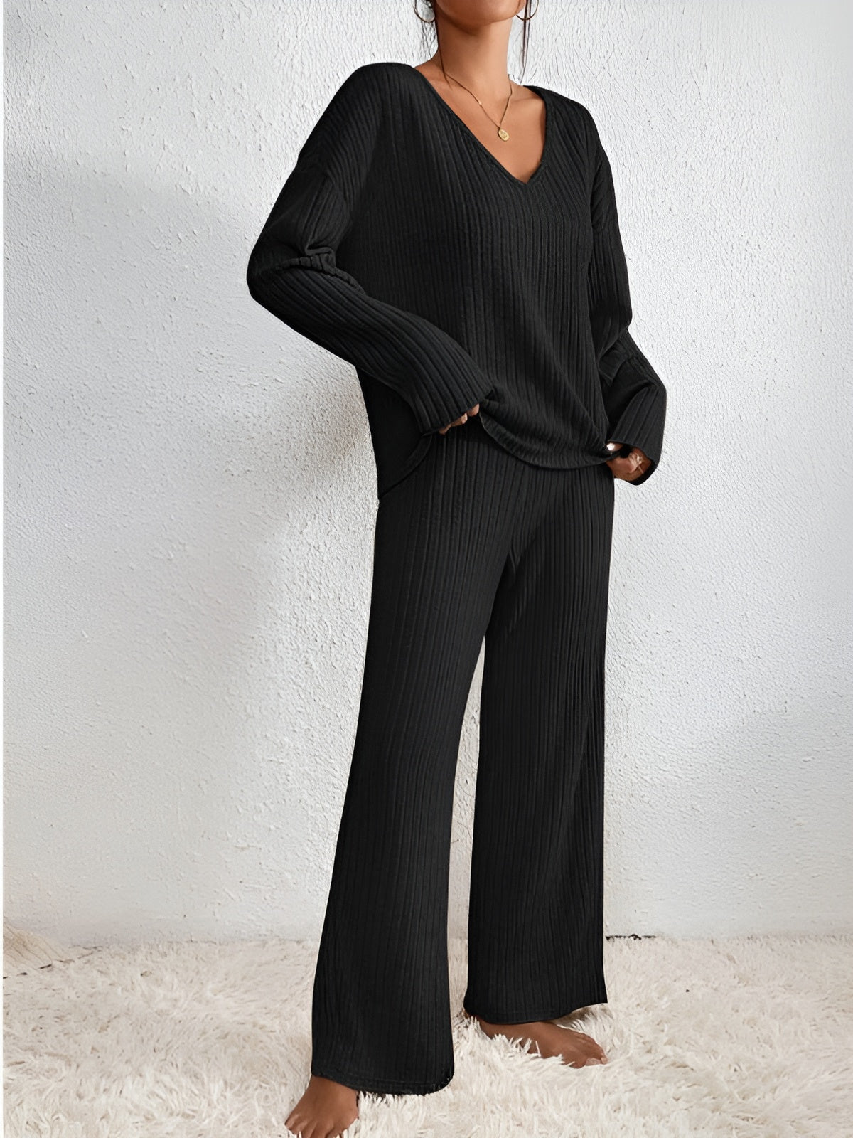 Isla™ | Triibuline V-kaelusega Kampsuni Komplekt