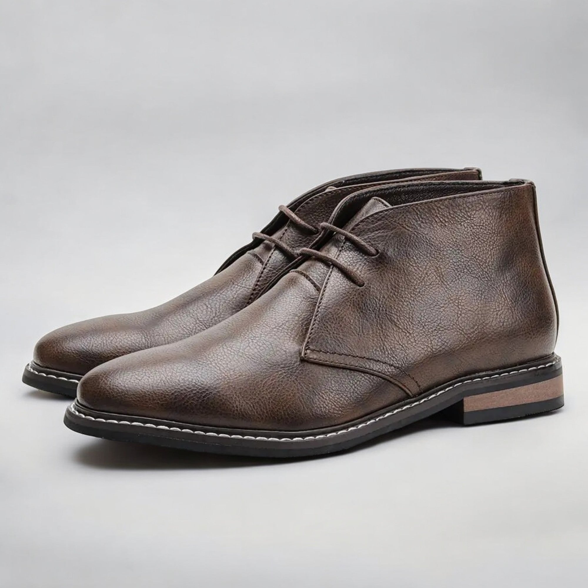 Herold™ | Nahast Chukka saapad