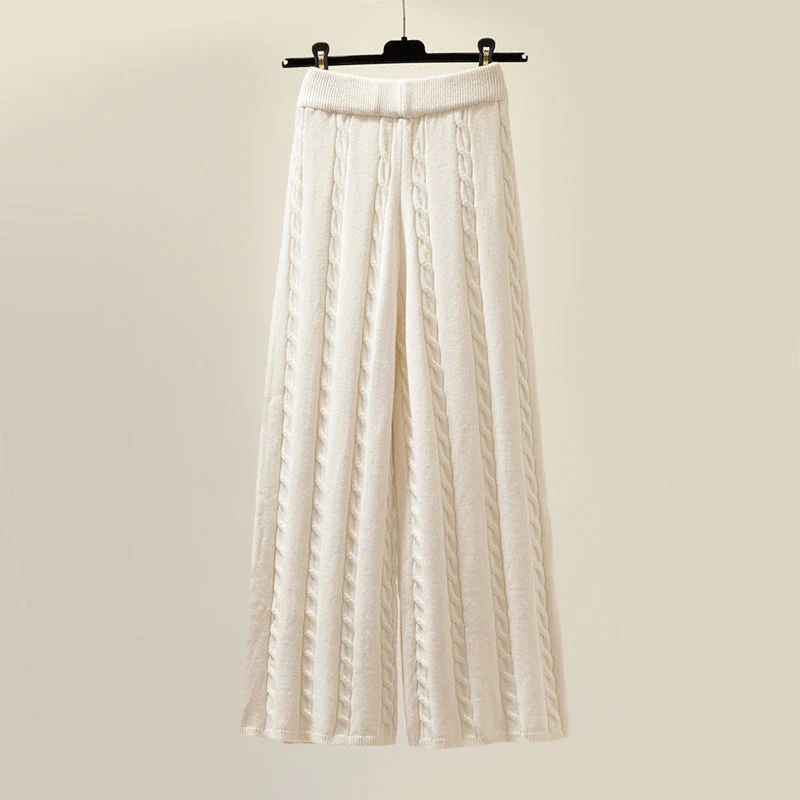 Charlotte | Mugav ja Hubane Kootud Komplekt